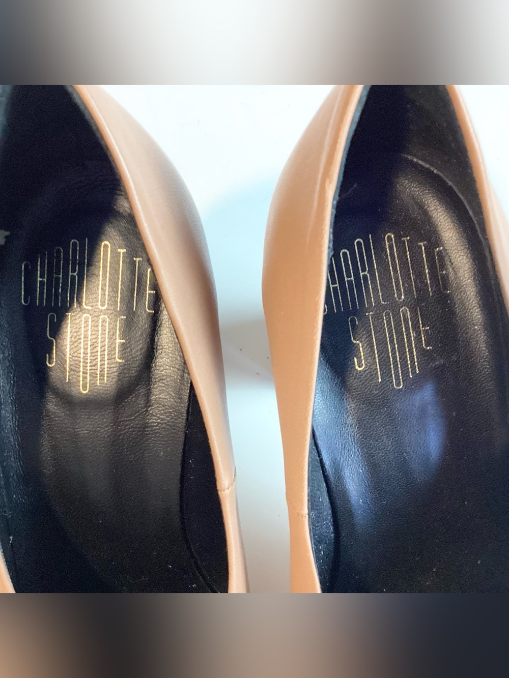 Charlotte Stone Maren Almond Toe Block Heel Pump - Tan - 9 - Picture 4 of 9
